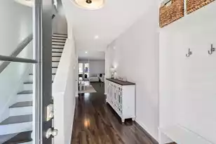 1048 Sago Palm Ct, Mount Pleasant, SC 29429 - Photo 9