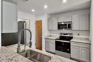 607 Waterwood Dr, Goose Creek, SC 29445 - Photo 3