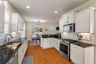 2258 Show Basket Way, Mount Pleasant, SC 29466 - Photo 3