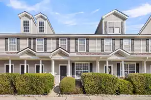 704 Hemingway Cir, Summerville, SC 29483 - Photo 1