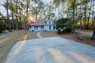 2622 Joshua Cir, Beaufort, SC 29902 - Photo 3