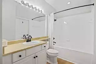 200 Bucksley Ln, Charleston, SC 29492 - Photo 21