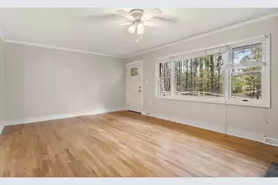 298 Summerset Lane, Summerville, SC 29483 - Photo 11