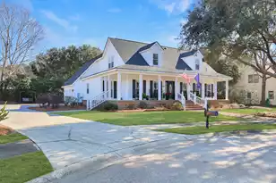 1109 Hollybrooke Dr, Moncks Corner, SC 29461 - Photo 3