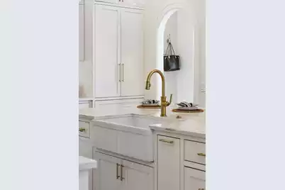 45 Eastlake Road, Mount Pleasant, SC 29464 - Photo 9