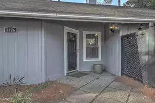 1126 Snap Dragon Ct, Mount Pleasant, SC 29464 - Photo 5