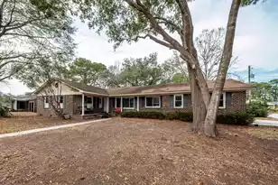 1240 Oakcrest Dr, Charleston, SC 29412 - Photo 43