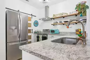 1600 Long Grove Dr, Mount Pleasant, SC 29464 - Photo 5