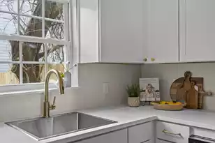 16 B Strawberry Ln, Charleston, SC 29403 - Photo 9