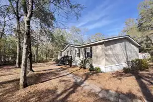 977 Macon Ln, Walterboro, SC 29488 - Photo 3