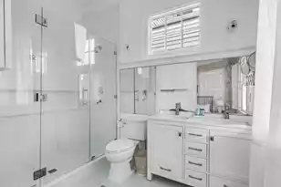 142 Spring St, Charleston, SC 29403 - Photo 25