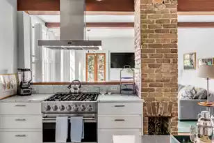 142 Spring St, Charleston, SC 29403 - Photo 7