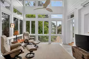 1512 Trumpet Vine Ct, Mount Pleasant, SC 29464 - Photo 15