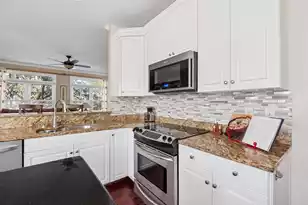 407 Milner Ct, Charleston, SC 29492 - Photo 23