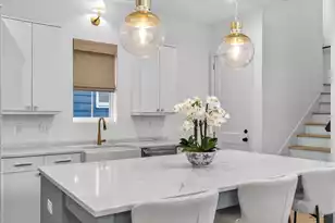 112 America St, Charleston, SC 29403 - Photo 5