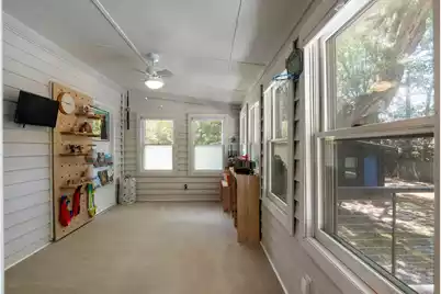 1515 Lakeshore Drive N, Mount Pleasant, SC 29466 - Photo 49