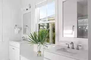 986 Key Colony Ct, Mount Pleasant, SC 29464 - Photo 17