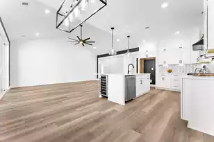 456 Waring St, Summerville, SC 29483 - Photo 29