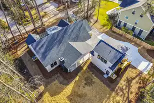 456 Waring St, Summerville, SC 29483 - Photo 9