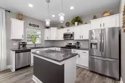 65 Folly Road Boulevard, Charleston, SC 29407 - Photo 13