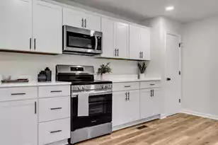 7133 Hendersonville Hwy, Walterboro, SC 29488 - Photo 11