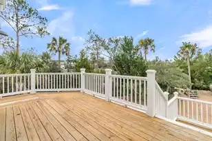 1924 Shields Ln, Mount Pleasant, SC 29466 - Photo 33