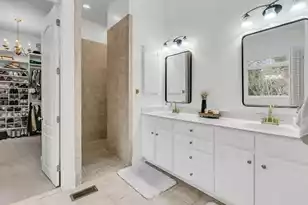 1924 Shields Ln, Mount Pleasant, SC 29466 - Photo 37