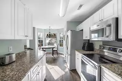 304 Mount Royall Drive, Mount Pleasant, SC 29464 - Photo 9