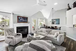 304 Mt Royall Dr, Mount Pleasant, SC 29464 - Photo 3