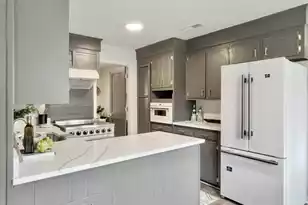 1020 Yeamans Hall Rd, Hanahan, SC 29410 - Photo 17