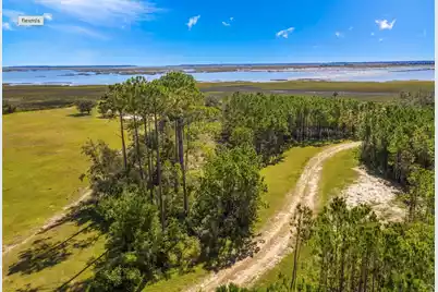 2739 Hamlin Beach Road, Mount Pleasant, SC 29466 - Photo 9