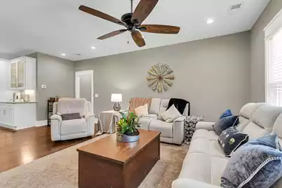 211 Richardson Avenue E, Summerville, SC 29483 - Photo 25