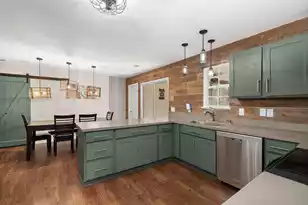 330 Aberdeen Cir, Summerville, SC 29483 - Photo 9