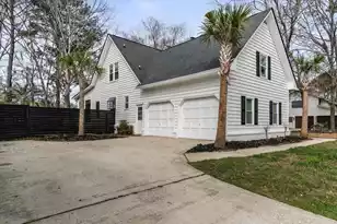 27 Fitzroy Dr, Charleston, SC 29414 - Photo 3