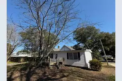 227 Church Street N, Manning, SC 29102 - Photo 5