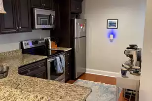 81 Ashley Ave, Charleston, SC 29401 - Photo 9