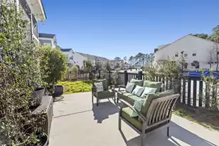 2923 Eddy Dr, Mount Pleasant, SC 29466 - Photo 39