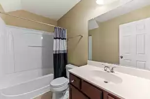 8877 Gable St, North Charleston, SC 29406 - Photo 13