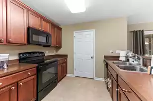 8877 Gable St, North Charleston, SC 29406 - Photo 9