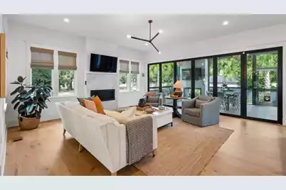 208 McCormick Street, Mount Pleasant, SC 29464 - Photo 15