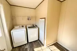 719 Ulmer Lake Dr, Walterboro, SC 29488 - Photo 17