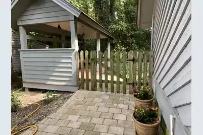 523 Carolina Avenue W, Summerville, SC 29483 - Photo 9