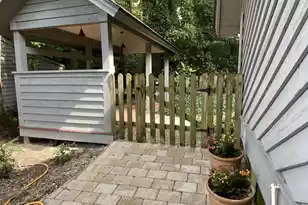 523 Carolina Ave W, Summerville, SC 29483 - Photo 9