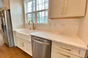 478 Woodspring Rd, Mount Pleasant, SC 29466 - Photo 9