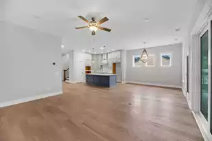 357 Glide Slope St, Charleston, SC 29492 - Photo 5