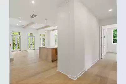 211 Seven Farms Drive #201, Charleston, SC 29492 - Photo 5