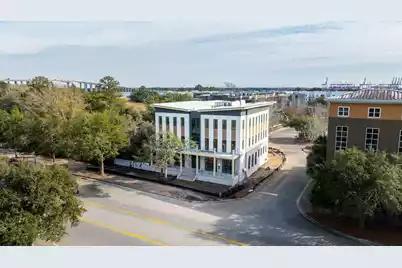 211 Seven Farms Drive #201, Charleston, SC 29492 - Photo 3
