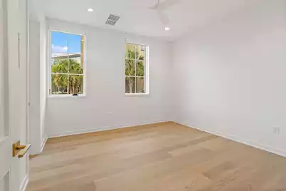 211 Seven Farms Drive #201, Charleston, SC 29492 - Photo 17