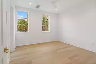 211 Seven Farms Drive, Charleston, SC 29492 - Photo 17