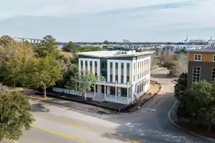 211 Seven Farms Drive, Charleston, SC 29492 - Photo 3